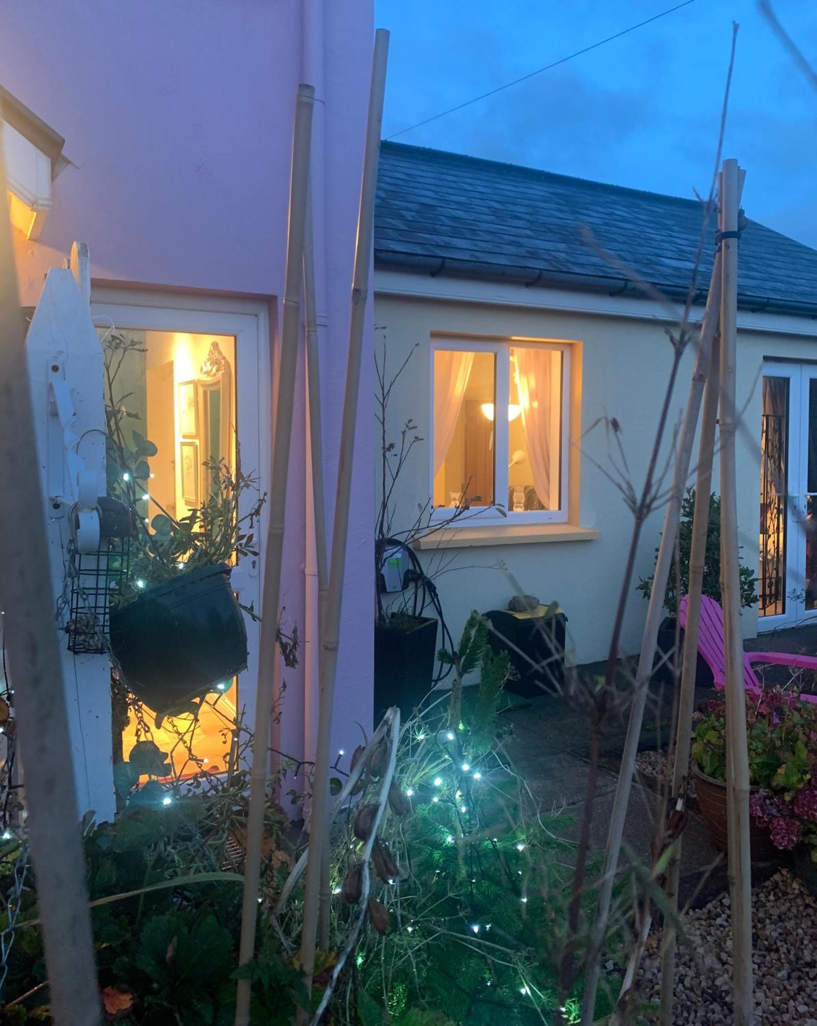 Tig Monbretia Apartman Dingle Kültér fotó